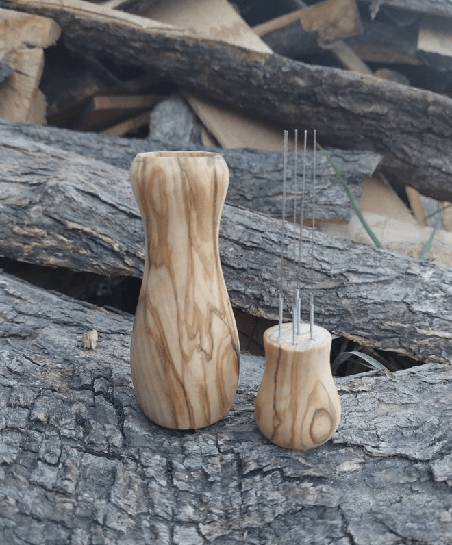 WDT 7 prong + 5 spare needles Olive Wood /Walnut / Oak Wood - Coffee Distribution Tool