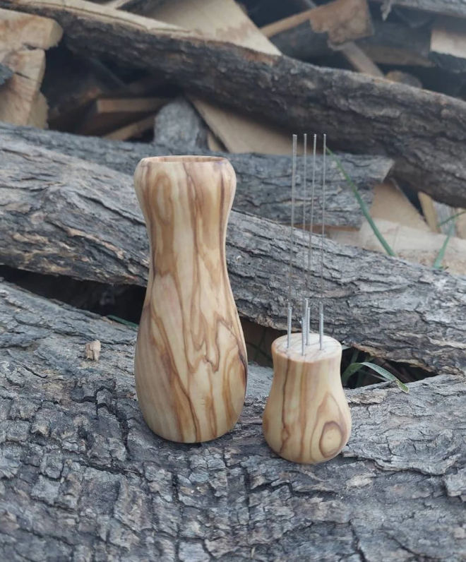 WDT 7 prong + 5 spare needles Olive Wood /Walnut / Oak Wood - Coffee Distribution Tool