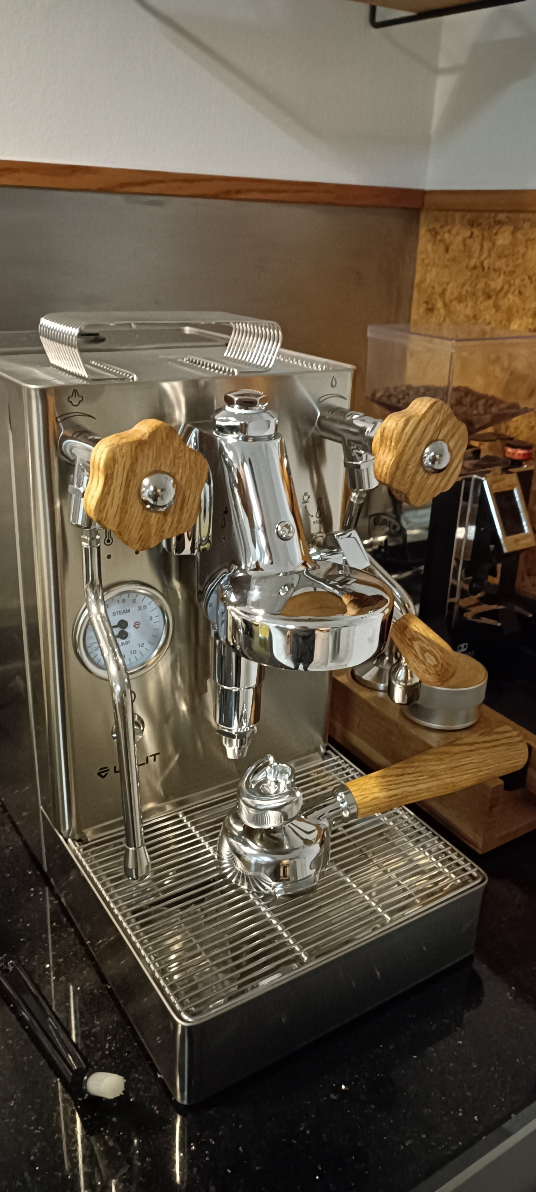 Profitec Pro 800 Lever Espresso Olivenholz-Kit