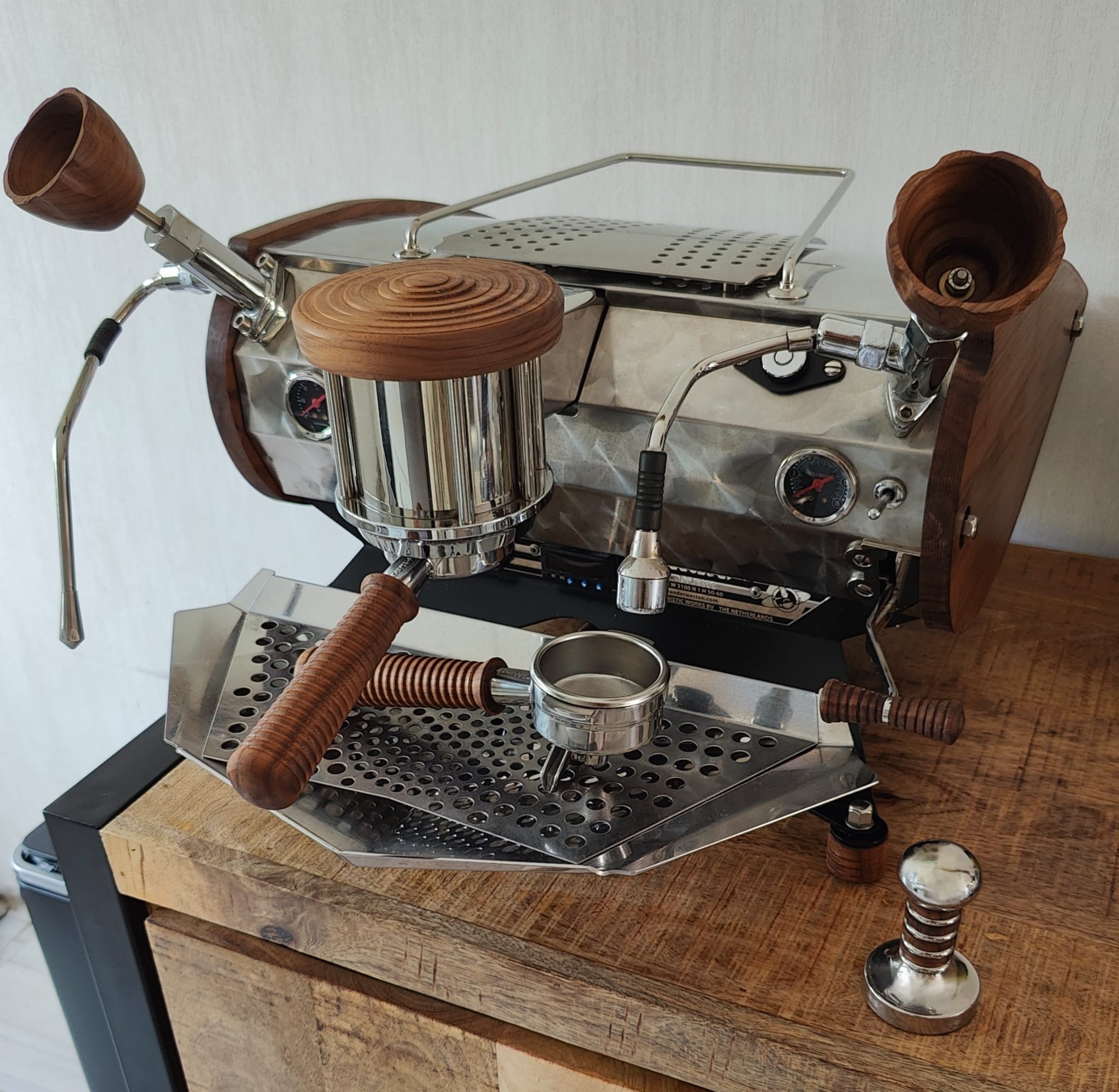 Wooden Set For Kees Van Der Westen Speedster Espresso machine