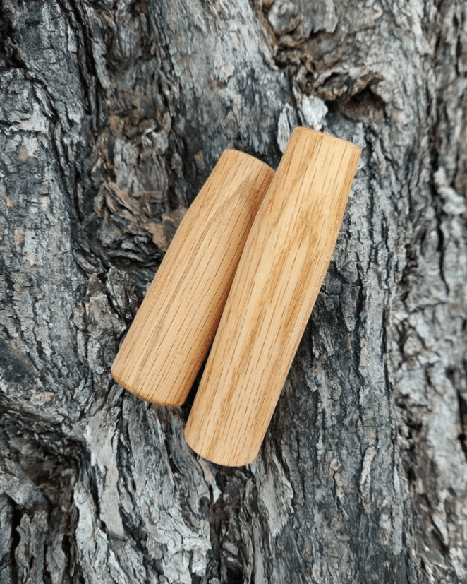 Olympia Cremina handles 